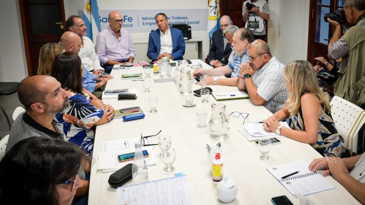 Avanzan las reuniones con los equipos técnicos para definir la oferta salarial