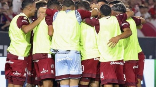 Lanús ganó en La Plata y es el único puntero