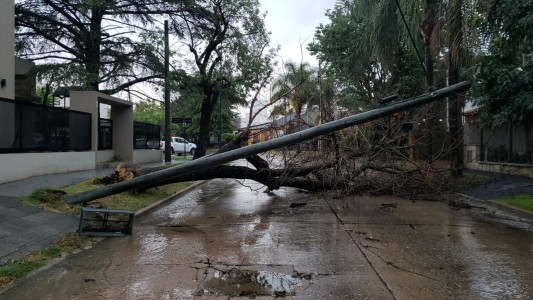 Temporal en Santa Fe: intensa lluvia con fuertes ráfagas de viento
