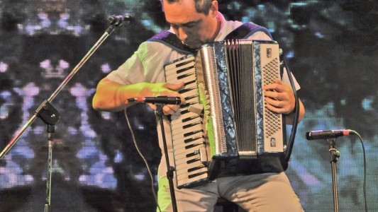 Se viene una nueva presentación del artista Javier Colli en "El Puente"