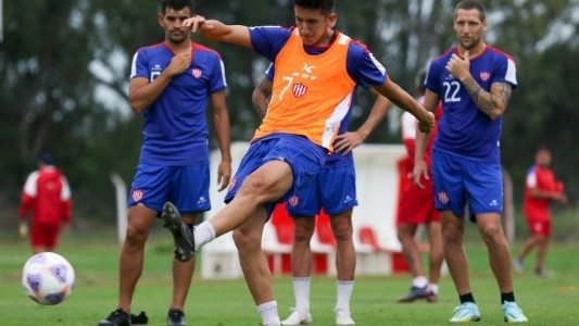 Munúa planea volver a la línea de cuatro en la defensa