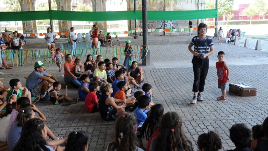 Otra exitosa tarde de juegos en la Estación Mitre con gran respuesta de los vecinos