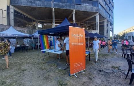 Se lleva a cabo el Operativo Santa Fe Más Cerca en Barrio Centenario