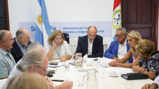 Los médicos nucleados en AMRA deciden si aceptan o rechazan la oferta salarial