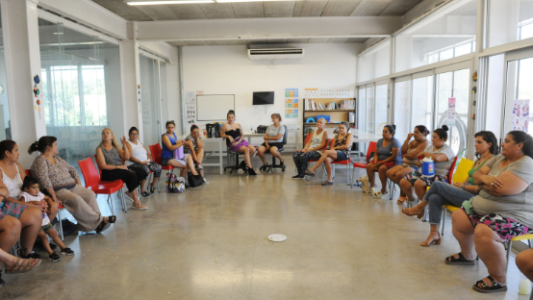 La Municipalidad invita a una charla a cargo de Luciana Peker