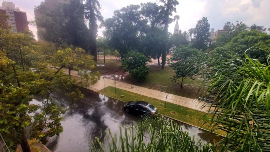La lluvia trajo algo de alivio en la ciudad de Santa Fe pero también complicaciones