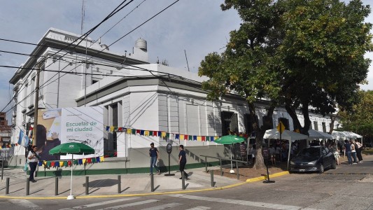 Inauguraron las obras de puesta en valor de la Escuela Vélez Sarfield
