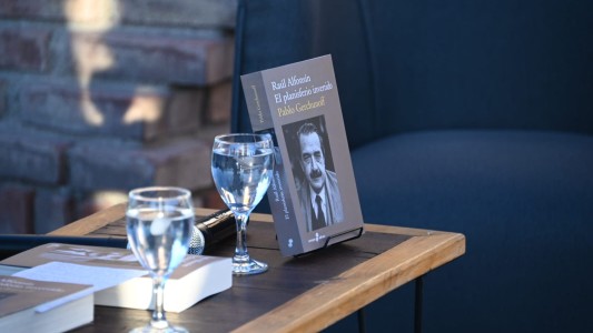 Pablo Gerchunoff presenta "El planisferio invertido" en la Universidad Nacional del Litoral