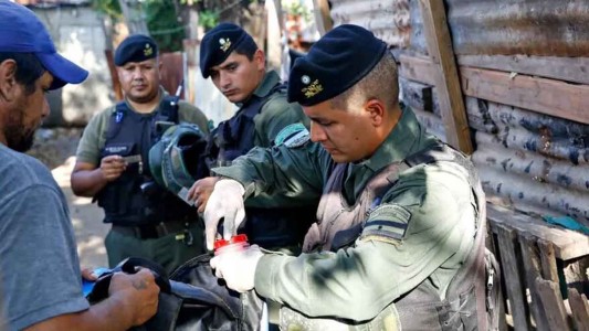 Ejército en Rosario: efectivos piden que los autoricen a portar armas