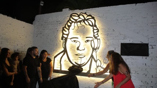 “Leo Mattioli Iluminado”, original homenaje a un ícono de la cumbia santafesina