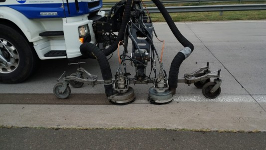 Vialidad Nacional demarca la Auopista Rosario - Córdoba