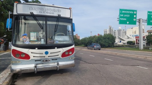 Vuelve el encuentro de autos y colectivos antiguos a Santa Fe