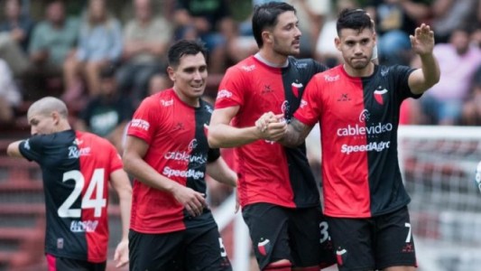 Colón, con la chapa de campeón argentino, enfrenta a Colo Colo en Chile