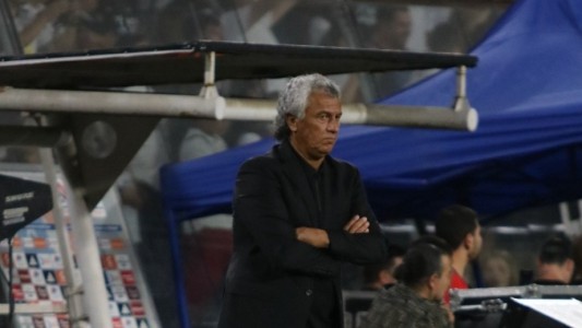 Colón tiene los convocados para recibir el domingo a Atlético Tucumán