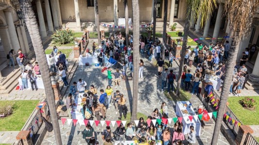 Movilidad en UNL: Rectorado es sede de una nueva confraternización de estudiantes internacionales