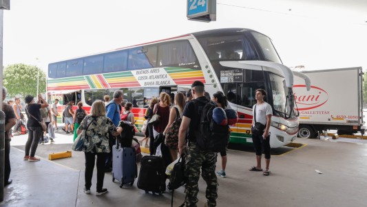 Semana Santa: desde el miércoles se trasladarán 380 mil pasajeros en trenes, micros y aviones