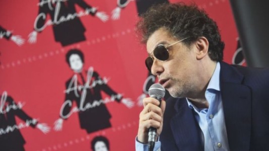 Calamaro respaldó al "pueblo piquetero" para la marcha de antorchas en Plaza de Mayo