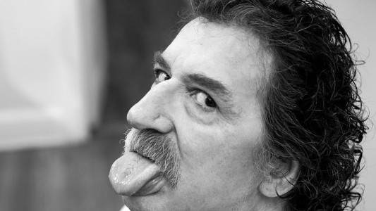 Muestra de fotos de Nora Lezano: una fan de la música llega a Santa Fe