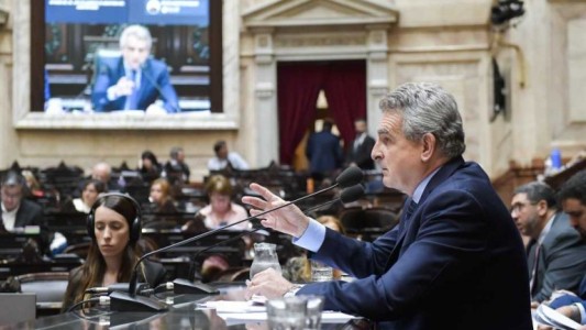 Rossi brinda su primer informe de gestión en el Senado y se esperan fuertes cruces con la oposición