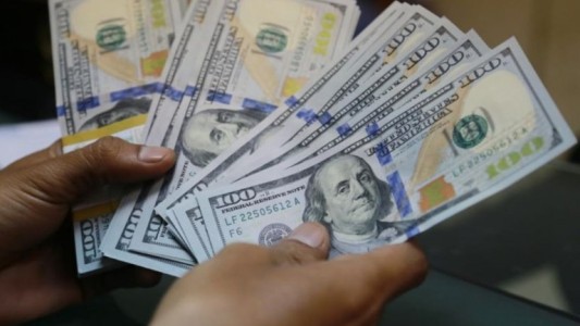 El dólar da un nuevo salto y registra una importante suba en lo que va de la semana