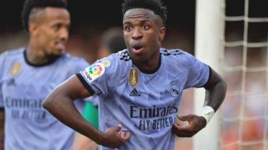 Infantino se solidarizó con Vinicius tras la polémica por racismo y le ofreció su apoyo