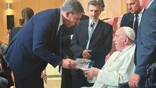Jatón visitó al Papa en su viaje al Vaticano