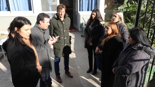 Recorrida por Barrio Cabal, donde se instalaron antenas de wifi gratuito