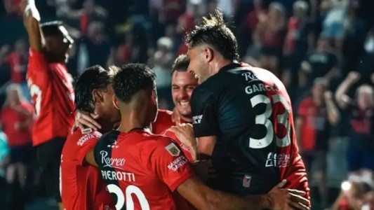 Colón, necesitado de un triunfo, recibe al Estudiantes de Domínguez