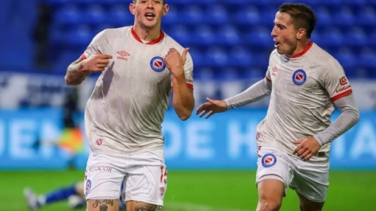 Argentinos Juniors sumó su segunda victoria en fila y lo hunde en la tabla a Vélez