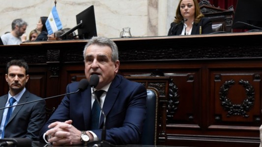 Rossi negó en Diputados que haga falta una "devaluación brusca"