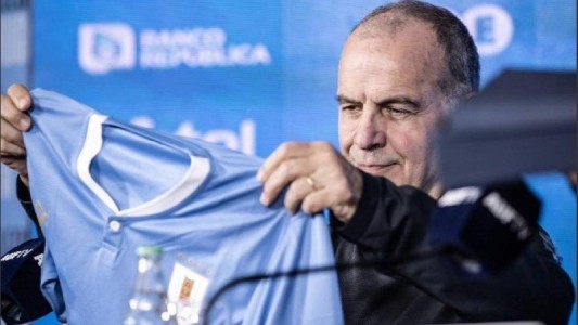 Empieza la era Bielsa en Uruguay: debuta como DT contra Nicaragua en el Centenario de Montevideo