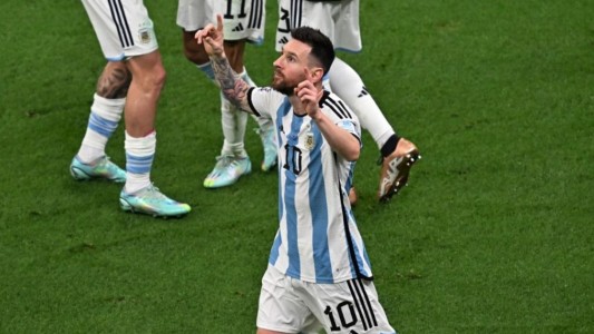 Argentina venció a Australia por 2 a 0 con goles de Messi y Pezzella