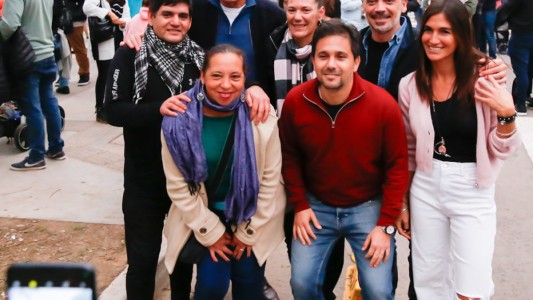 Jatón: “Los espacios que se renuevan necesitan de una fiesta popular como esta”