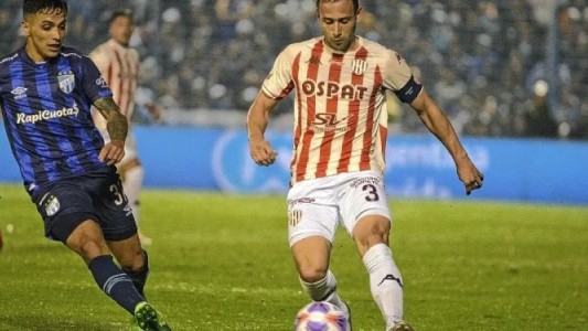 Unión, con el estreno del Kily, visita al urgido Atlético Tucumán