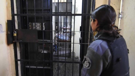 La UNL presentó el informe de una inédita encuesta a trabajadoras penitenciarias