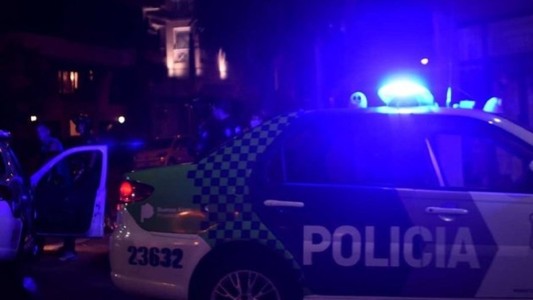 Abuso: se negó a tener relaciones sexuales en el auto al salir de un boliche y la golpearon