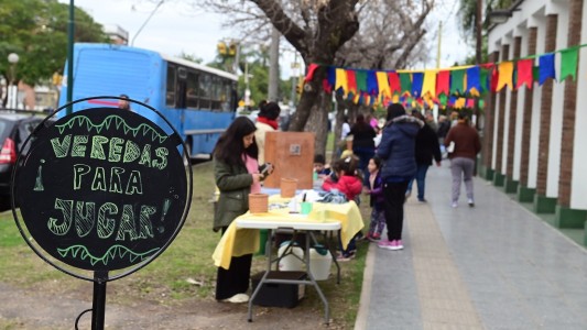 Veredas para jugar y nuevos bancos reciclados en el complejo educativo Estanislao López