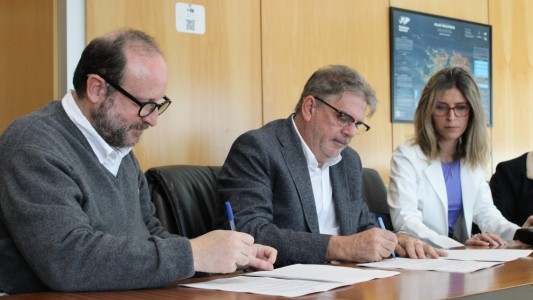 La provincia y Conicet firmaron un convenio de asistencia para el archivo Birri