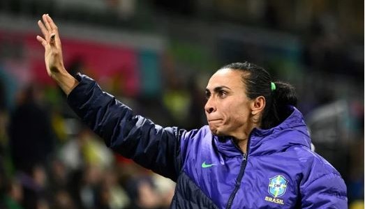 Marta, leyenda de los Mundiales de fútbol, se despidió tras la eliminación de Brasil