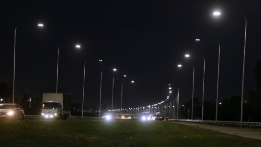 Inauguraron la nueva iluminación LED de un tramo de la autopista Santa Fe-Rosario