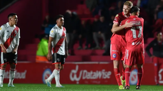 River perdió ante Argentinos y no pudo con la maldición de la 1ra fecha