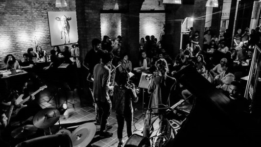 Llega Candela Fernández a la Sala Ariel Ramirez del Teatro Municipal