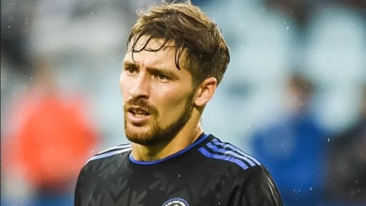 Escándalo en Canadá: un futbolista argentino se agarró a trompadas y fue suspendido de por vida