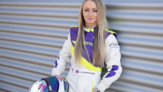 La primera mujer en cinco años en probar un F1: "Me ha costado sangre, sudor y lágrimas"