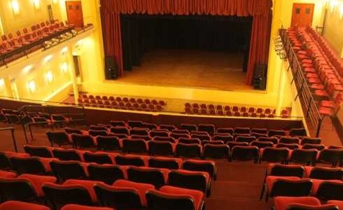 "Hilda: recuerdos de mi escuela" llega al escenario de ATE Casa España