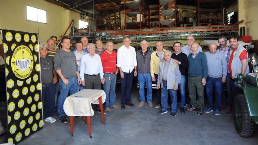 La Municipalidad cedió un terreno a la Escudería Santafesina de Autos Antiguos