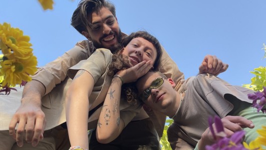 Gran lanzamiento musical de Seba Stamati junto con "La Chica del Cumpleaños"