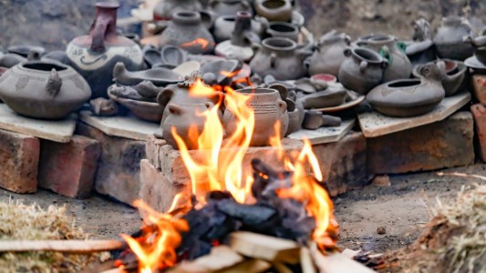 Taller de Cerámica del Litoral: se realizó la quema anual a cielo abierto