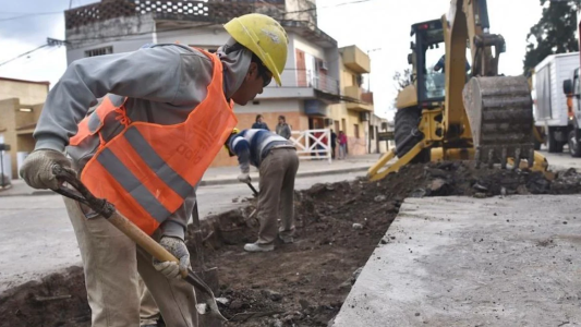 Trabajos de bacheo, iluminación y drenaje urbano previstos para este martes