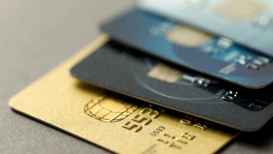 En noviembre sube el costo de refinanciar deudas con tarjetas de crédito